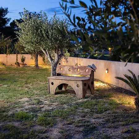 Arignote Holiday home